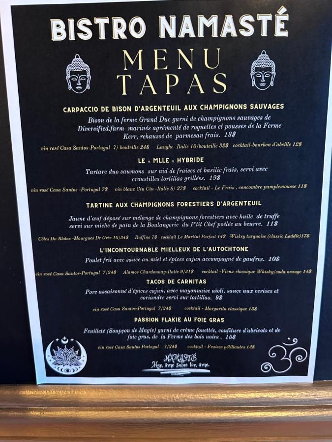 Auberge Et Bistro Namaste Lachute Екстериор снимка