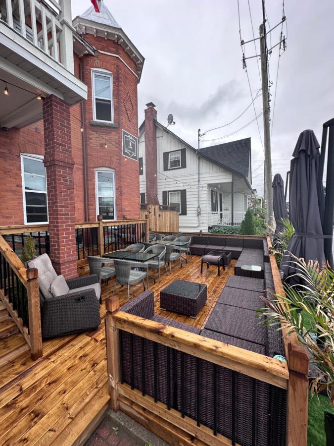 Auberge Et Bistro Namaste Lachute Екстериор снимка