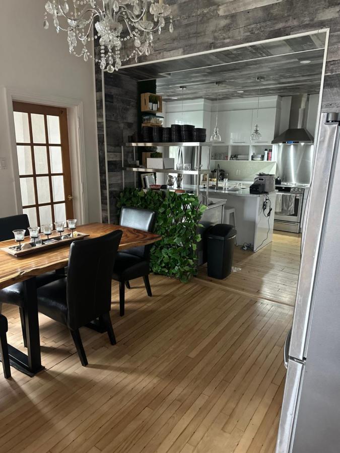 Auberge Et Bistro Namaste Lachute Екстериор снимка